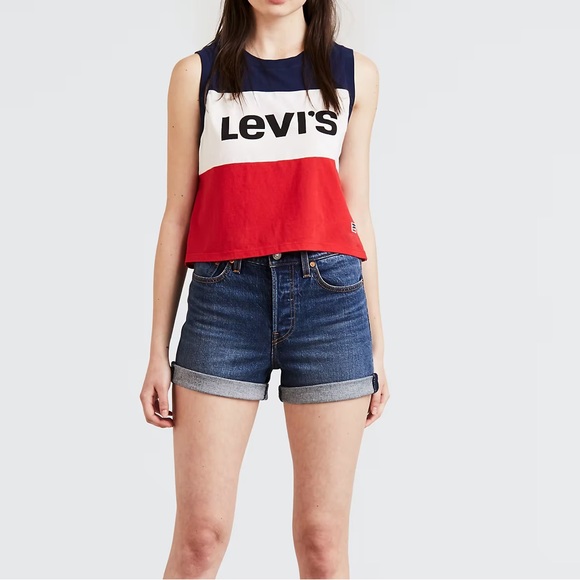 Levi's Pants - Levi’s Wedgie Fit dark wash shorts // size 26/2